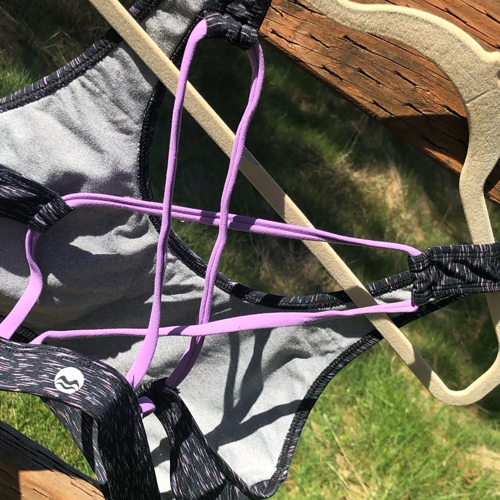 MOTION x by Coalition | L | Lilac Charcoal Navy Strappy Sports Yoga Bra NWOT 💜
